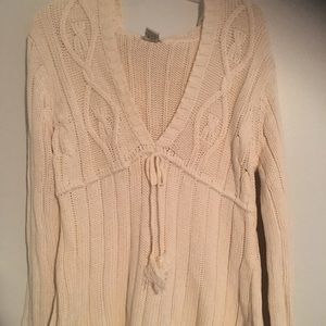 Super cute Levi’s hoodie sweater